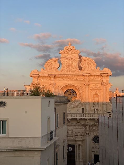 Where to Eat in Lecce - Elizabeth Minchilli Elizabeth Minchilli, Lecce Puglia, Lecce Italy, Florence Italy Travel, South Italy, Swan Princess, Spanish Architecture, Italian Culture, City Vibe