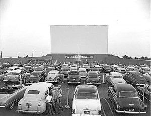 Drive Inn Movies, Car Guy Garage, Garage Murals, Drive In Movie Theater, Drive In Theater, Back In My Day, Movie Theaters, Good Ole Days, Drive In Movie