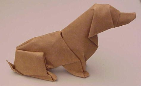 woof, woof Origami Dachshund Step By Step, Paper Quilling Dachshund, Puppy Origami, Origami Dog Step By Step, Origami Tiger Tutorial, Dogs Diy Projects, Origami And Quilling, Origami Love, Daisy Wedding