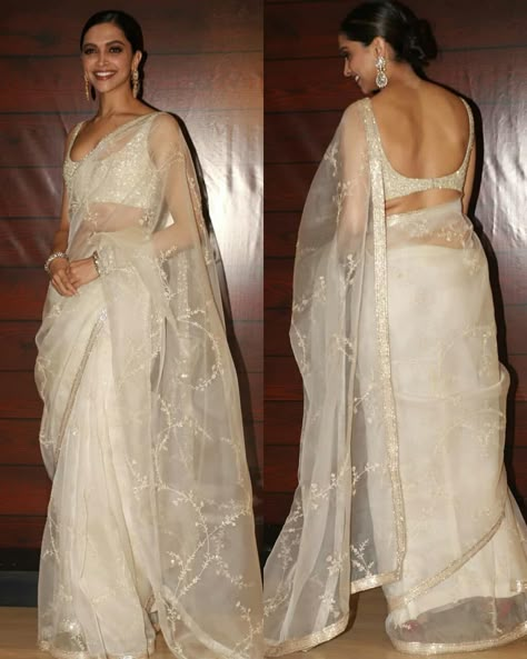 Deepika Padukone Looks Divine As She Turns Up for Javed Akhtar's 75th birthday Bash - HungryBoo Deepika Padukone Looks, Indian Party Wear Saree, Saree For Women Indian, Javed Akhtar, डिजाइनर कपड़े, Designer Sari, Bridesmaid Saree, Modern Saree, Indian Party