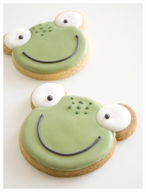 Frog Food, Frog Cookies, Frog Birthday Party, Basic Cookies, Iced Sugar Cookies, Sugar Cookie Designs, Birthday Cake Recipe, Pretty Cookies, Animal Cookies