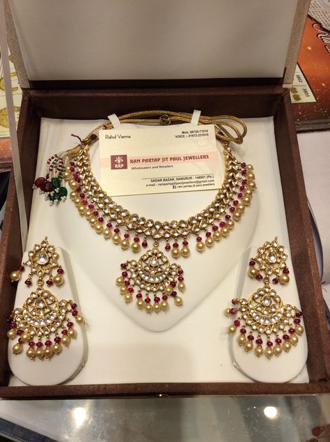 Rajputi Set Design Gold, Rajputi Jewellery Earing, Royal Rajput Jewellery, Rajputi Jewellery Royal Set, Rajputi Necklace, Rajput Jewellery, Jewellery Kundan, Jewelry Packaging Design, Jadau Jewellery