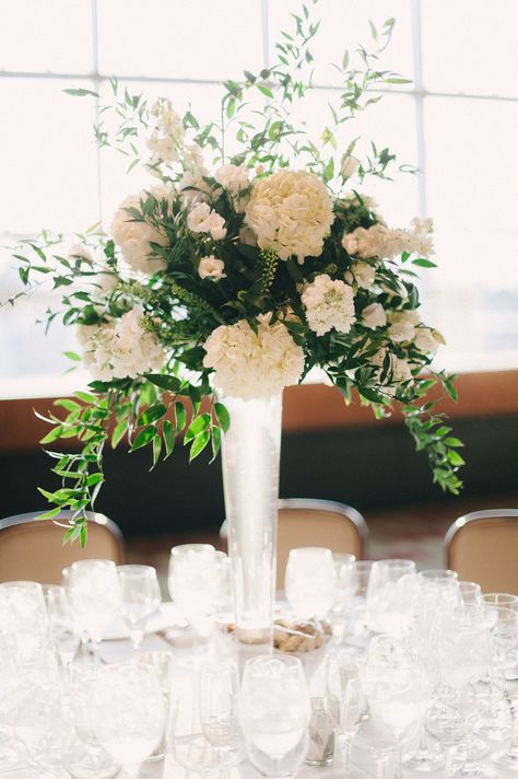 Jasmine Flower Arrangement, Jasmine Flower Wedding Decor, Cocktail Table Greenery, Cocktail Table Tied With Greenery, Green And White Cocktail Table Flowers, Flowers Arrangements Wedding, Lights Reception, Wedding Centre Pieces, Lobby Flowers