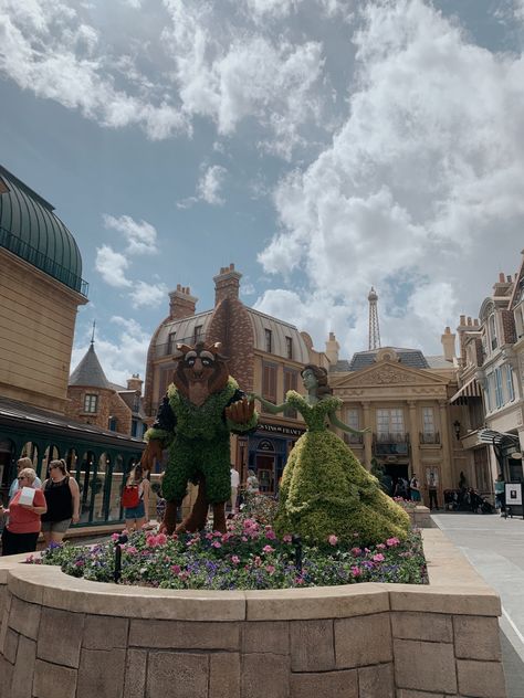 #epcot #beautyandthebeast #france #disney #disneyworld Disney World France, Epcot Aesthetic, Epcot France, Disney Adult, Disney Photo Ideas, Disney World Epcot, Senior Trip, Insta Ideas, Disney Photos