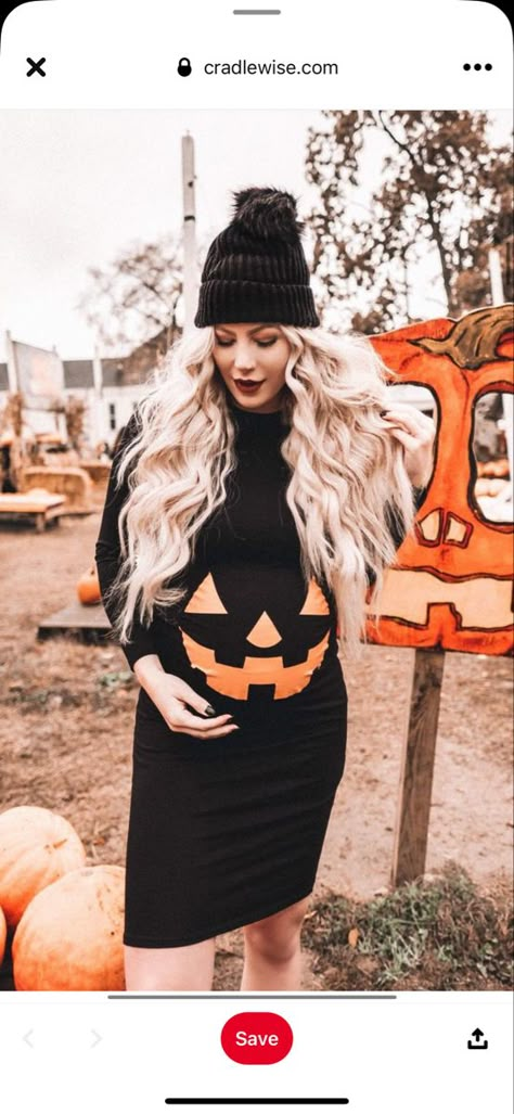 Pregnant Bump Halloween Costumes, Maternity Pumpkin Costume, Maturity Halloween Costumes, Pregnant Skeleton Costume, Pregnant Pumpkin Costume, Halloween Maternity Outfits, Simple Pregnant Halloween Costumes, Pregnant Costume Ideas Family, Pregnancy Halloween Costume