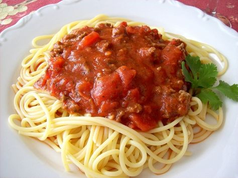 World Famous Spaghetti Recipe - Food.com Famous Spaghetti Recipe, Spaghetti With Meat Sauce, Spaghetti With Meat, Sauce Bolognaise, Sausage Spaghetti, Steak Dinner, Spaghetti Recipes, Meat Sauce, Spaghetti Sauce