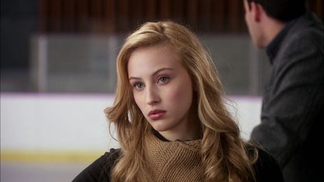 Sarah Lynn, Sarah Gadon, Canadian Actresses, Afraid Of The Dark, Look Alike, Beautiful People, Actresses, Beauty