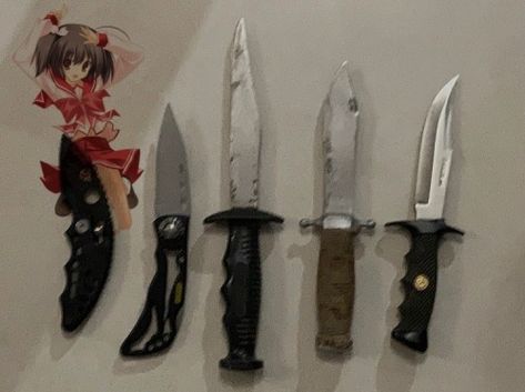 Knife Aesthetic, Arte Zombie, Emo Love, Grunge Pictures, Nijirô Murakami, Pretty Knives, Mia 3, Aesthetic Grunge, The Wall