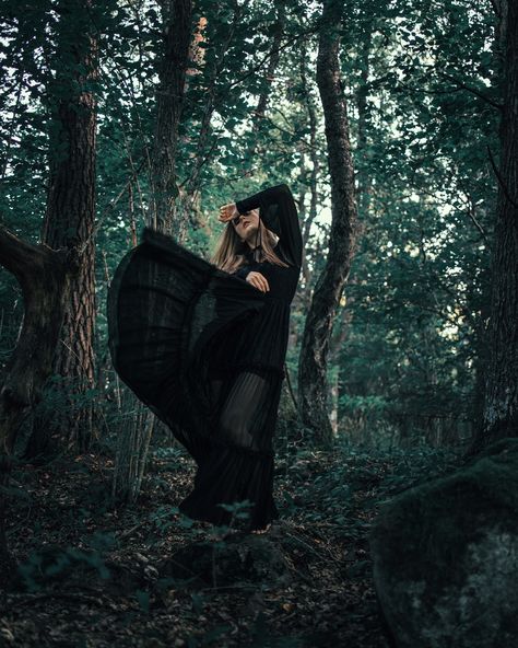 Hoa hoa season! You will find me in a forest doing photoshoots like this or on my couch reading. 😂 I really have two modes, all in or just nah. Not today. #blackmilkclothing #blackdresses #altfashion #fashionphotos #darkaesthetic #altstyle Woods Photoshoot, Dress Photoshoot, Alt Style, Black Milk Clothing, Alt Fashion, Not Today, Dark Aesthetic, Ivy, Black Dress