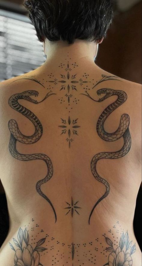 Symmetrical Snake Back Tattoo, Symmetrical Tattoo Back, Symetric Tattoo Back, Symmetric Back Tattoo, Symmetrical Snake Tattoo, Back Tattoo Symmetrical, Symmetrical Back Tattoo For Women, Symmetrical Tattoo Ideas, Symmetric Tattoo