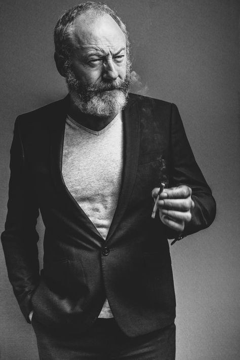 Liam Cunningham Liam Cunningham, Game Of Thrones Cast, Jean Reno, Grandpa Style, Celebrity Culture, Lifestyle Art, Shooting Photo, Studio Photo, Famous Faces