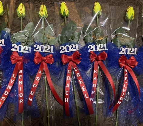 Flowers For Senior Night Cheer, Senior Night Decorations Softball, Senior Night Flowers Bouquets Cheer, Senior Softball Night, Senior Night Gift Ideas Softball, Senior Day Gifts, Senior Night Softball Ideas, Senior Softball Gift Ideas, Softball Senior Night Flowers