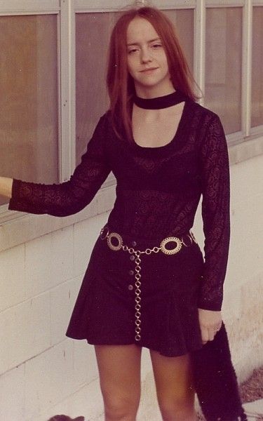 Hexiva's Tumblr — Obviously can’t find a lot for 60s/70s goth but... 70s Inspired Club Outfits, 60s Black Outfit, 1960s Goth Fashion, Goth 70s Fashion, 1969 Outfits, 60s Goth Fashion, 70s Goth Fashion, 70s Winter Fashion, 60s Goth