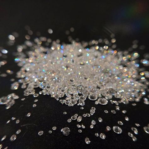 Diomand Aesthetic, Pile Of Diamonds, Diamond Core Aesthetic, Diamond Asethic, Diamonds Aesthetic, Diamond Aesthetic, Diamond Photography, Diamond Core, Crushed Diamonds