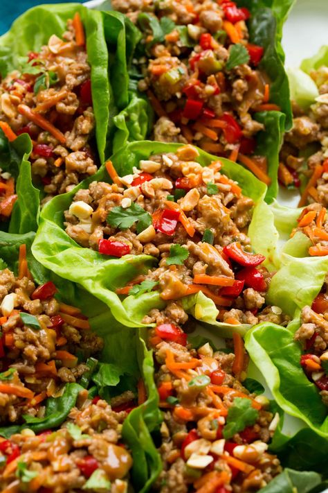 Crock Pot Lettuce Wraps, Savory Chicken Lettuce Wraps With Thai Chili Sauce, Thai Lettuce Cups, Coopers Hawk Lettuce Wraps Recipe, Low Calorie Lettuce Wraps, Thai Peanut Wraps, Lettuce Wraps Chicken, Sushi Easy, Ground Turkey Lettuce Wraps