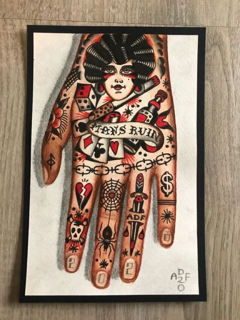 Sailor Hand Tattoo, Traditional Finger Tattoos For Men, Hand Tattoos For Guys Traditional, Traditional Tattoo Pieces, Traditional Hand Tattoos For Guys, American Traditional Finger Tattoos, Trad Hand Tattoo, Old School Tattoo Hand, Traditional Finger Tattoos