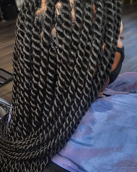 Large Knotless Twists, Ropetwists Styles, Jumbo Knotless Twists, Large Knotless Twist, Large Twist Braids, Large Senegalese Twists, Knotless Twist Braids, Big Braid Styles, Knotless Cornrows