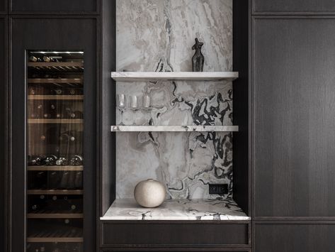 HOOG.design – Exclusive living inspirationStylish walnut kitchen with pronounced top - Walnut Kitchen Cabinets, Kitchen Design Gallery, Glamorous Interiors, Walnut Kitchen, Transitional Contemporary, Wine Shelves, Home Bar Designs, Lobby Interior, Contemporary Kitchen Design