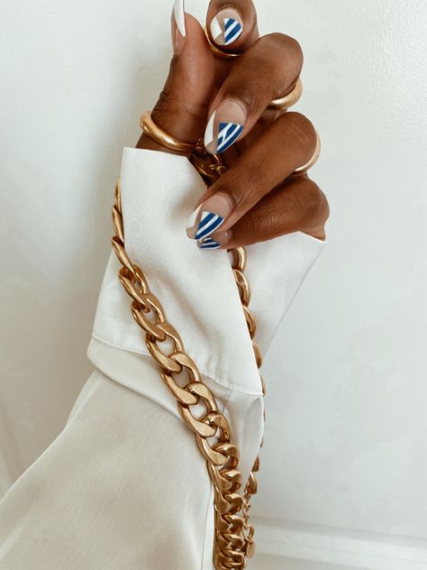 Sailboat Nails, Costa Rica Nails, Boat Nails, Nautical Nail Designs, Sailor Nails, Nautical Nail Art, Nautical Nails, Minimal Nails Art, Blue Nail Art