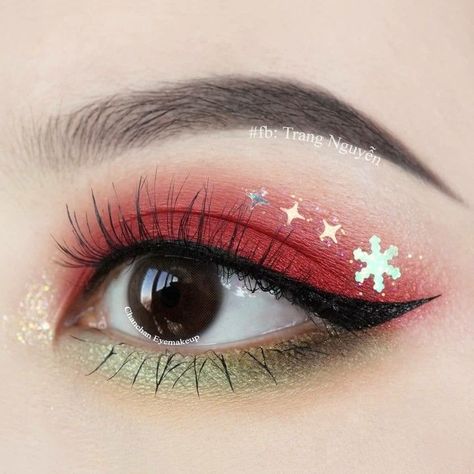 Red Christmas Makeup, Christmas Eyeshadow, Christmas Eye Makeup, Eye Makeup Styles, Cute Eye Makeup, Face Art Makeup, Korean Eye Makeup, Makeup Accesories, Ethereal Makeup