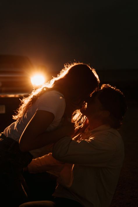 Aesthetic Picture Love Couple, Night Couple Pictures, Dip Pose Reference, Bf Laying On Your Chest, Mysterious Couple Pictures, Headlight Engagement Pictures, Aesthetic Romantic Pictures, Couples Photos Spicy, Most Romantic Couple Photography