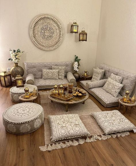 India Home Decor, Furniture Design Living Room, Living Room Design Decor, Decor Home Living Room, A Living Room, Home Room Design, Dream House Decor, Home Office Design, Dream Home Design