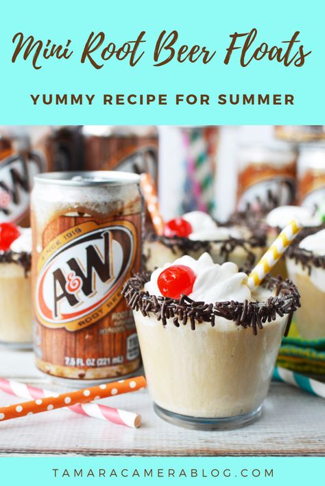 Mini Root Beer Float Recipe for Summer - Tamara Like Camera Alcoholic Root Beer Float, Root Beer Floats Party, Root Beer Float Popsicles, Root Beer Float Bar, Root Beer Float Recipe, Root Beer Candy, Root Beer Float Pie, Root Beer Float Cake, Rootbeer Float Cupcakes