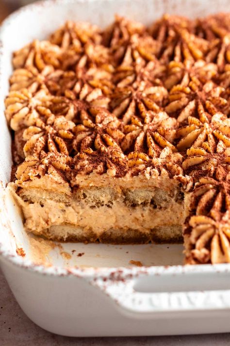 Pumpkin Baking Recipes, Pumpkin Tiramisu, Easy Pumpkin Recipes Desserts, Easy Pumpkin Dessert, Plated Dessert, Mascarpone Cream, Homemade Pumpkin Puree, Pumpkin Chai, Tiramisu Recipe