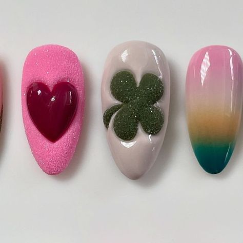 elle on Instagram: "sweater weather 🍀🤎 sugar x puffy nail combo   #fallnails  #puffynails  #3dnailart  #3dnails  #sugarnails #fourleafclovernails  #buttonnails  #sweaternails" Sugaring Nail Art, Puffy Nail Art, Puffy Nails, Lollipop Nails, Sugar Nails, Sweater Nails, 3d Nail Art, 3d Nails, Four Leaf Clover