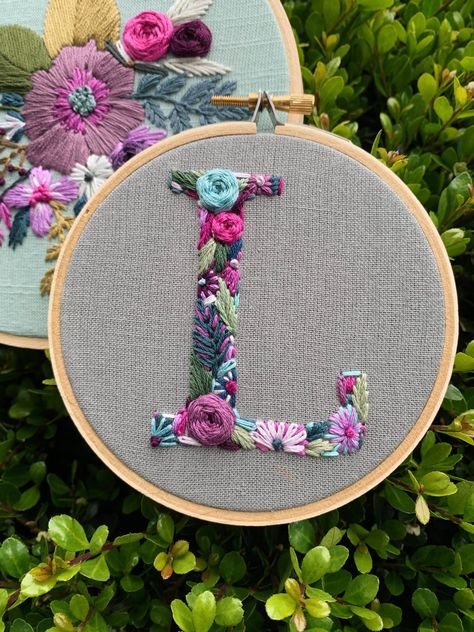 Floral monogram letter L embroidery pattern in PDF format. Perfect for beginners and advanced embroiderers alike. #embroiderypattern #monogramme . #Couture #Motive_For_Embroidery #L_Letter_Embroidery #Monogram_Embroidery_Letters_Pattern Motive For Embroidery, Flower Letter Embroidery Pattern, Monogram Embroidery Letters Pattern, L Embroidery Letter, Letter Embroidery Patterns Alphabet, Alphabet Embroidery Patterns Letters, Letter L Embroidery, Hand Embroidery Alphabet, Floral Letter Embroidery