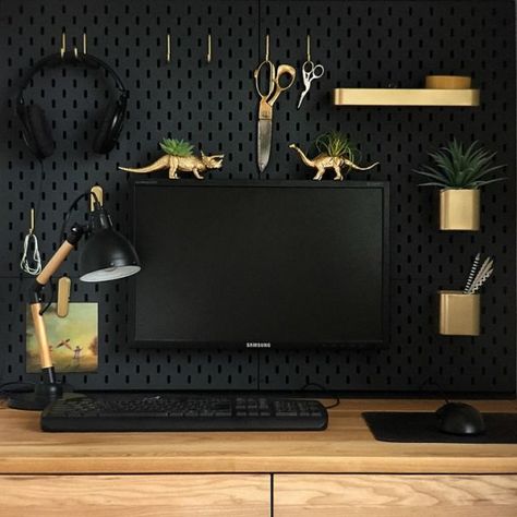 IKEA Skadis Pegboard Ideas & Inspiration | Apartment Therapy Skådis Ikea, Pegboard Craft Room, Skadis Pegboard, Ikea Pegboard, Pegboard Ideas, Ikea Skadis, Pegboard Storage, Small Workspace, Pegboard Organization