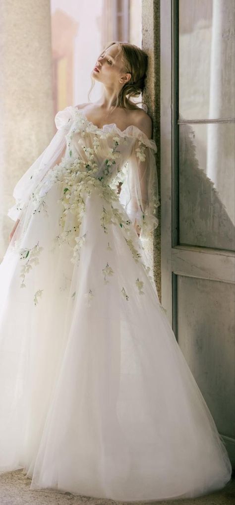 Floral Wedding Dresses, Monique Lhuillier Wedding, Monique Lhuillier Wedding Dress, Monique Lhuillier Bridal, Bridal Business, Fairy Wedding, Floral Wedding Dress, A Wedding Dress, Monique Lhuillier