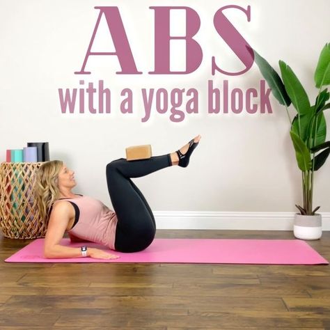 Yoga Block Core Exercises, Yoga Block Exercises, Barre Core, Yoga Blocks Exercises, Yoga Core, Workout Inspo, Foam Blocks, Russian Twist, Barre Workout