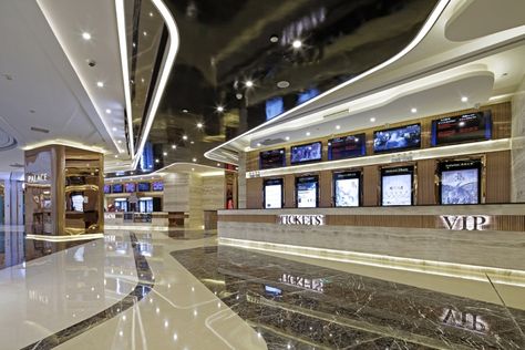 Palace Cinema by Oft Interiors, Chongqing – China » Retail Design Blog Cinema Interior Design Lobby, Cinema Lobby Design, Cinema Lobby, Cinema Interior, Airport Ideas, Cinema Hall, Shopping Mall Interior, Auditorium Design, Chongqing China