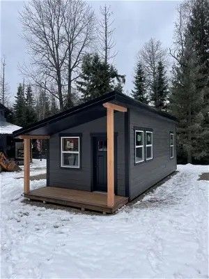 Buy A Tiny House, Tiny Houses For Rent, Apex Roof, Bedroom Frames, Tiny House Trailer, Tiny House For Sale, Lap Siding, Tiny House Listings, Shepherds Hut