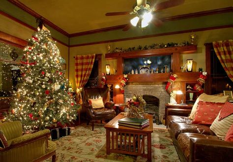 Christmas decorations at my bed and breakfast Bed And Breakfast Aesthetic, Aesthetic Noel, Auntie Claus, Breakfast Christmas, Breakfast Aesthetic, Christmas Romance, Common Room, Christmas Breakfast, My Bed