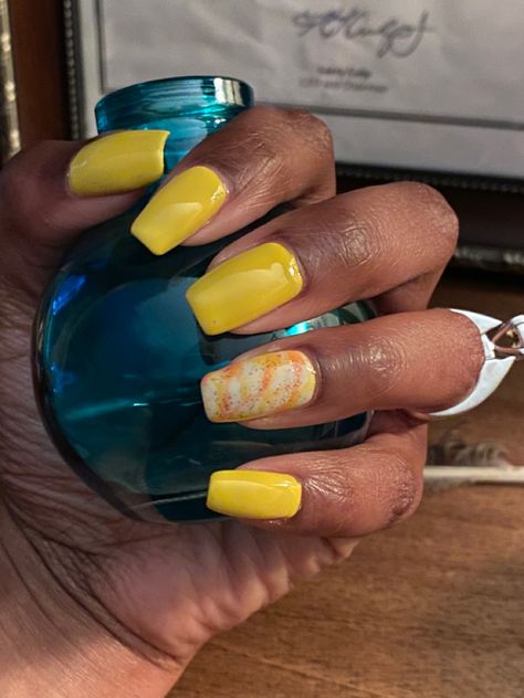 Yellow gel polish. Gel Polish On Natural Nails, Polish On Natural Nails, S Nails, S Girl, Minimalist Nails, Shades Of Yellow, Ring Finger, Natural Nails, Gel Polish