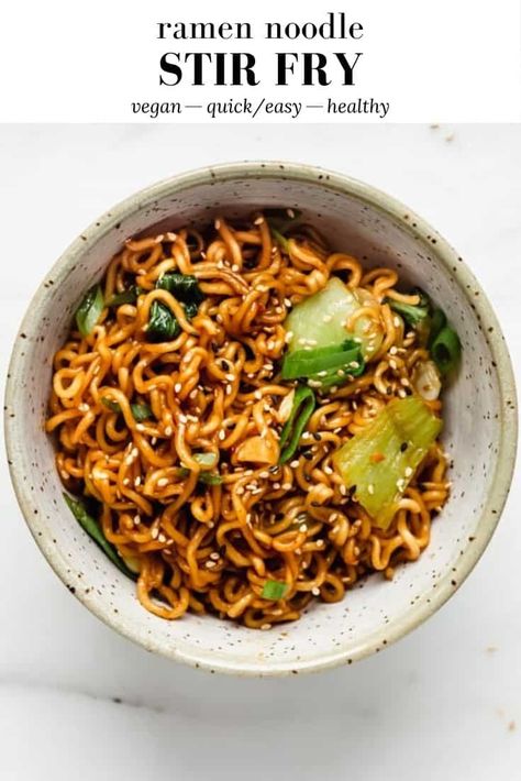 This Ramen Noodle Stir Fry takes the easy Asian noodles out of their normal soup context for a delicious dish filled with fresh green veggies and a rich soy flavour! #ramennoodles #stirfry #vegan #healthynoodles Ramen Noodle Stir Fry, Easy Asian Noodles, Fried Ramen, Healthy Ramen, Vermicelli Recipes, Ramen Stir Fry, Noodle Stir Fry, Quick Easy Vegan, Vegan Ramen