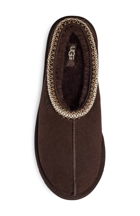 A top-quality suede upper is shaped over a light, flexible EVA sole and plush lining for comfortable indoor and outdoor wear. Slight dye transfer may occur with darker colors during first few wears Leather upper/genuine shearling or UGGpure-wool lining/EVA sole Shearling may be sourced from Australia, Ireland, Spain, the UK or the USA. See packaging for confirmed country of origin Imported Men’s Ugg Slippers, Dusted Cocoa Tasman Uggs, Mens House Slippers, Men’s House Slippers, Men’s Winter Shoes, Men’s Uggs, Ugh Tasman, Men’s Gifts, Men Uggs