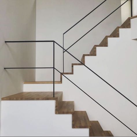 Minimal Staircase, Minimal Stairs, Steel Staircase, Indoor Railing, Interior Stair Railing, Modern Stair Railing, Contemporary Stairs, Staircase Railing Design, Staircase Handrail