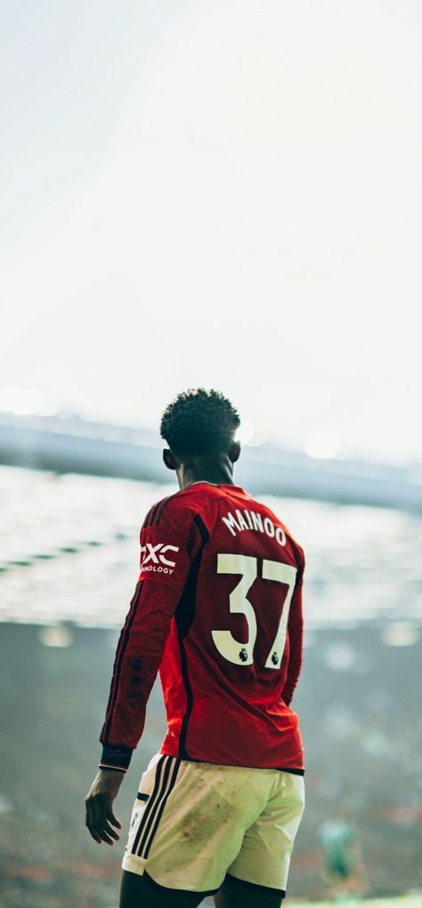 Kobbie Mainoo Wallpaper Kobbie Mainoo Wallpaper, Manchester United Art, Soccer Wallpapers, Football Aesthetic, Football Pics, Manchester United Team, Player Football, Soccer Photography, Manchester United Wallpaper