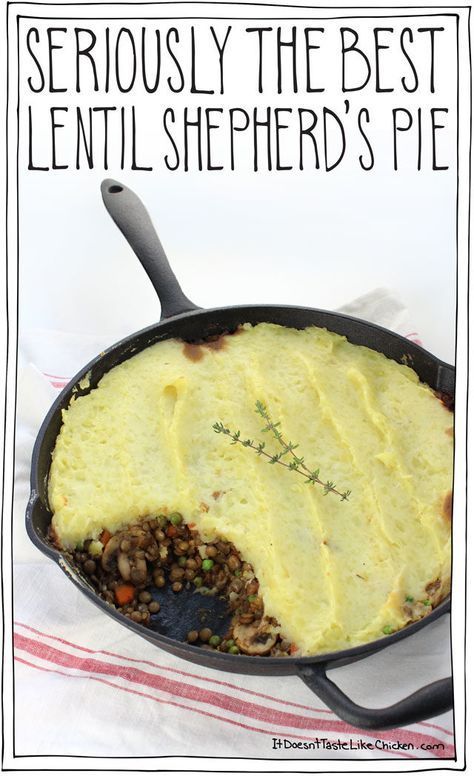 Seriously The Best Lentil Shepherd's Pie Shepards Pie, Garlic Mashed Potatoes, Garlic Mashed, Shepherd's Pie, God Mat, Lentil Recipes, Bulgogi, Shepherds Pie, Meatless Meals