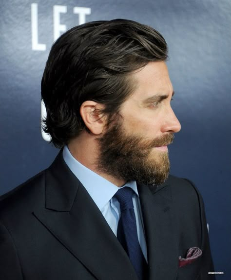 Jake Gyllenhaal Slicked Back Hair, Jack Gyllenhaal Haircut, Jake Gyllenhaal Hair Long, Jake Gyllenhaal Long Hair, Manly Hairstyles, Jake Gyllenhaal Hair, Jake Gyllenhaal Aesthetic, Jake Gyllenhaal Haircut, Social Perception