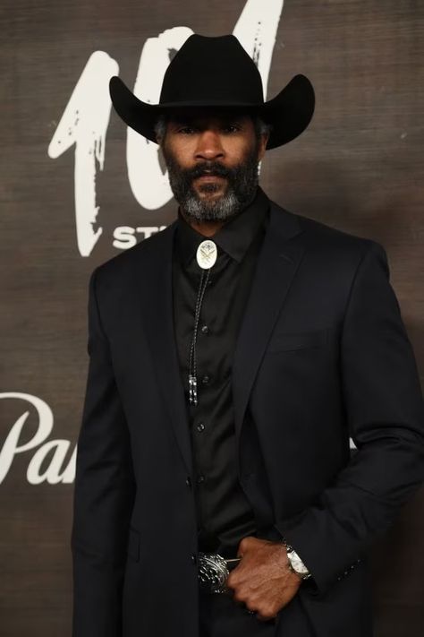 All Black Formal, Rodeo Outfits Men, Formal Cowboy, Cowboy Tuxedo, Cowboy Wedding Attire, Country Outfits Men, Urban Cowboy Style, Cowboy Outfit For Men, Cowboy Attire