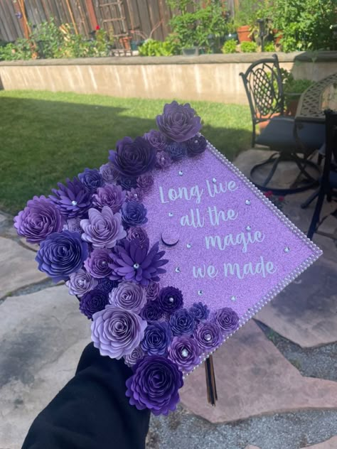 Flower Grad Cap, Taylor Swift Graduation Cap, Taylor Swift Graduation, Cap Decoration Ideas, Garden Trellis Ideas, College Grad Cap Ideas, Grad Cap Decorated, Graduation Cap Decoration Diy, College Graduation Cap Decoration