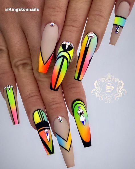 Nails Stiletto Long, Trippy Nails, 2019 Nails, Neon Nail Designs, Nails Stiletto, Nail Design Inspiration, Nail Swag, Black Nail, Glam Nails