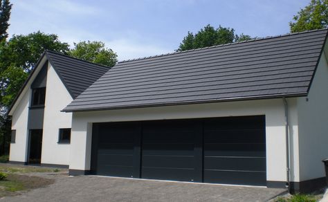 Planum Roof in Anthracite grey White And Grey Bungalow Exterior, Shale Grey Roof Colour Schemes, Monument Roof Colour Schemes, Flat Tile Roof, Woodland Grey Roof, Grey Roof Tiles, Composite Slate Roof, Slate Roof House, Flat Roof Tiles