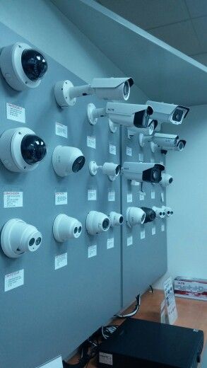 We have a large selection of High Definition Video Surveillance Security Cameras to Protect your Investments ! ASK US HOW Security System Logo, Best Security Cameras, Cctv Camera Installation, Cctv Security Systems, Camera Installation, Security Camera Installation, Video Security, Computer Basic, House Ceiling Design