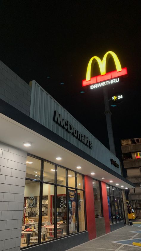 Mcdo Aesthetics, Emoji Legal, Mcdonalds Aesthetic, Mcdonald's Aesthetic, Dump Photos, Flavored Beer, Restaurant Pictures, Album Cover Wallpaper Collage, Diy Photo Book