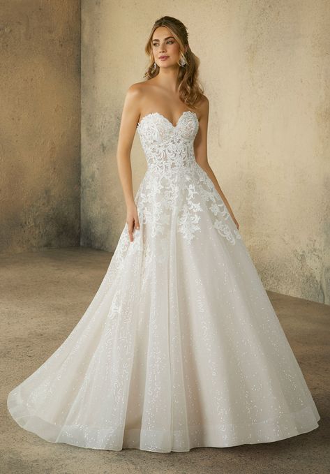 This Morilee dress is perfect for a fairytale wedding! A beautiful ballgown silhouette with the most amazing sparkle detail #morilee #weddingdress #weddinggown Mori Lee Bridal, Mori Lee Wedding Dress, How To Dress For A Wedding, Net Gowns, Deb Dresses, Womens Prom Dresses, Mori Lee, Bridesmaid Dress Sizes, Wedding Boho